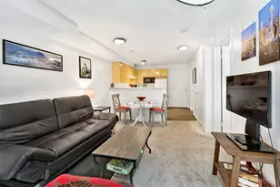 425 Vine St, Seattle, WA 98121 - Photo 8