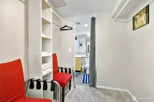 425 Vine St, Seattle, WA 98121 - Photo 14