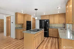 12706 52nd Pl W, Mukilteo, WA 98275 - Photo 6