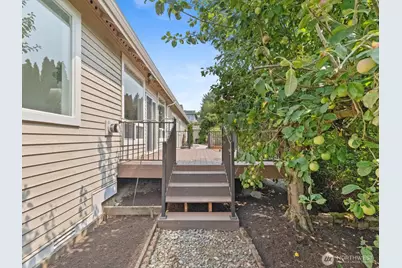 6710 45th Place NE, Marysville, WA 98270 - Photo 34
