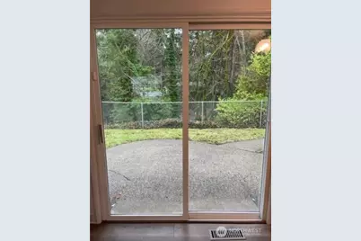 4530 151st Avenue SE, Bellevue, WA 98006 - Photo 8