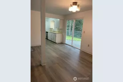 4530 151st Avenue SE, Bellevue, WA 98006 - Photo 6