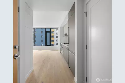 2510 6th Avenue #1107, Seattle, WA 98121 - Photo 4