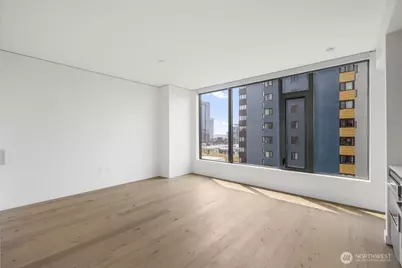 2510 6th Avenue #1107, Seattle, WA 98121 - Photo 8