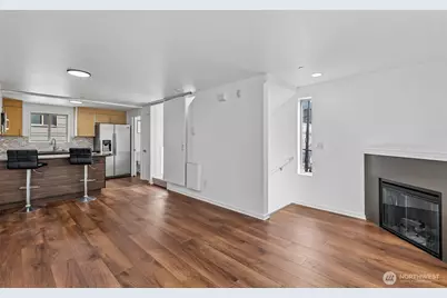 4341 8th Avenue NE, Seattle, WA 98105 - Photo 4