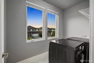 13437 Edmunds Pkwy E, Bonney Lake, WA 98391 - Photo 34