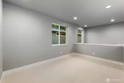 13437 Edmunds Parkway E, Bonney Lake, WA 98391 - Photo 22