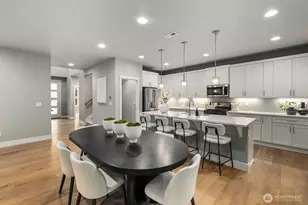 13437 Edmunds Pkwy E, Bonney Lake, WA 98391 - Photo 12