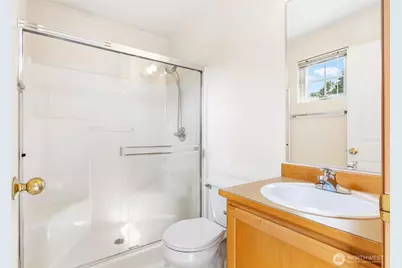 11543 62nd Avenue S, Seattle, WA 98178 - Photo 16