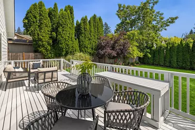 12453 NE 104th Street, Kirkland, WA 98033 - Photo 10