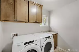 4613 NE 2nd St, Renton, WA 98059 - Photo 24