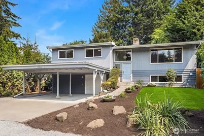 12324 11th Avenue NE, Seattle, WA 98125 - Photo 1
