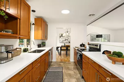 12324 11th Avenue NE, Seattle, WA 98125 - Photo 18
