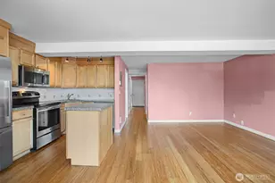1601 Taylor Ave N, Seattle, WA 98109 - Photo 18