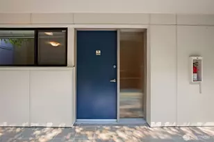1601 Taylor Ave N, Seattle, WA 98109 - Photo 2