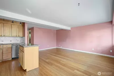 1601 Taylor Avenue N #204, Seattle, WA 98109 - Photo 10