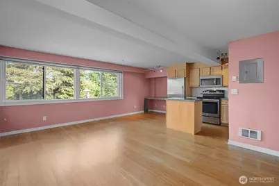 1601 Taylor Avenue N #204, Seattle, WA 98109 - Photo 4