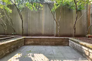 1601 Taylor Ave N, Seattle, WA 98109 - Photo 32