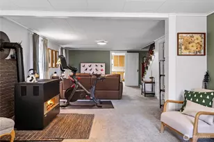 10215 56th St SE, Snohomish, WA 98290 - Photo 8