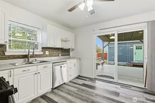 1750 S Anderson St, Tacoma, WA 98405 - Photo 10