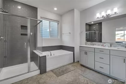 12701 177th Avenue E, Bonney Lake, WA 98391 - Photo 20