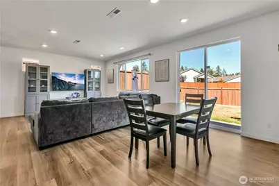 12701 177th Avenue E, Bonney Lake, WA 98391 - Photo 16