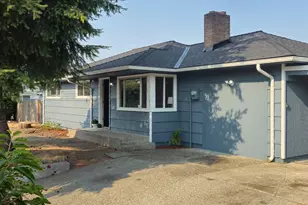 11503 Ainsworth Ave S, Tacoma, WA 98444 - Photo 2
