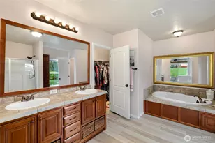 5641 Hawks Prairie Rd NE, Olympia, WA 98516 - Photo 32