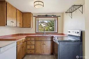 2171 Gardiner Dr, Ferndale, WA 98248 - Photo 14