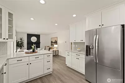 8030 131st Place NE, Kirkland, WA 98033 - Photo 12