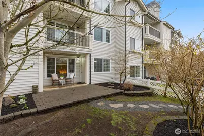 12404 E Gibson Road #J105, Everett, WA 98204 - Photo 18