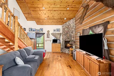 3733 V Sand Creek Road, Kettle Falls, WA 99141 - Photo 10