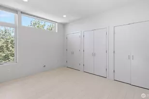 710 14th Ave, Seattle, WA 98122 - Photo 10