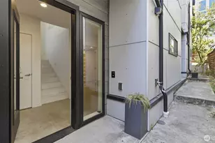 710 14th Ave, Seattle, WA 98122 - Photo 22