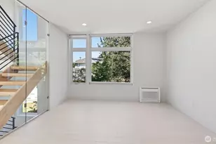 710 14th Ave, Seattle, WA 98122 - Photo 8