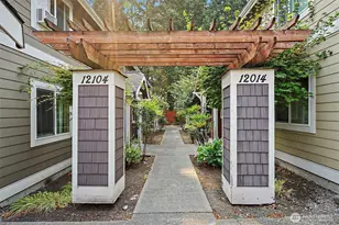 12014 113th Ave Ct E, Puyallup, WA 98374 - Photo 2