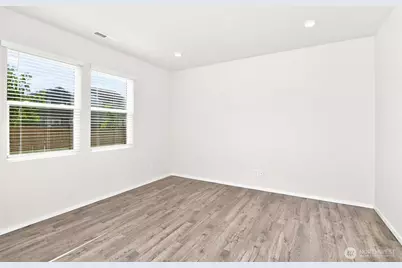 18740 110th Avenue E, Puyallup, WA 98374 - Photo 10