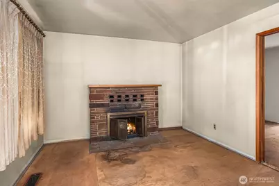 941 N 103rd Street, Seattle, WA 98133 - Photo 2