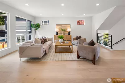 613 18th Avenue E, Seattle, WA 98112 - Photo 4