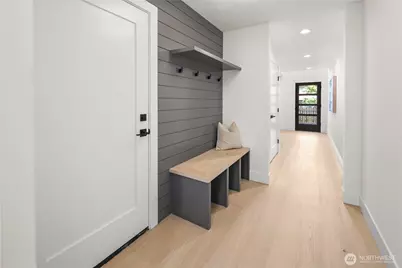 613 18th Avenue E, Seattle, WA 98112 - Photo 28