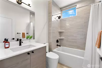 613 18th Avenue E, Seattle, WA 98112 - Photo 22