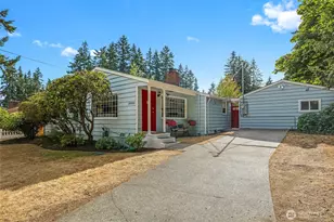 18005 Fremont Ave N, Shoreline, WA 98133 - Photo 2