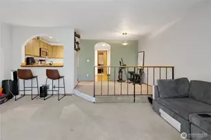 17521 118th Ave SE, Renton, WA 98058 - Photo 4