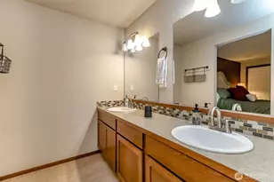 8903 128th St E, Puyallup, WA 98373 - Photo 18