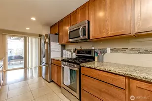 8903 128th St E, Puyallup, WA 98373 - Photo 6