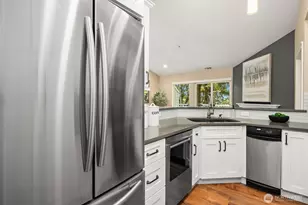 12120 NE 172nd Pl, Bothell, WA 98011 - Photo 6