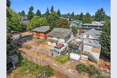 945 N 103rd Street, Seattle, WA 98133 - Photo 14