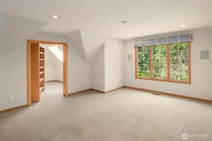 13905 212th Dr NE, Woodinville, WA 98077 - Photo 32