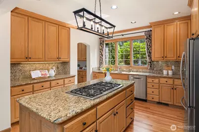 13905 212th Drive NE, Woodinville, WA 98077 - Photo 10