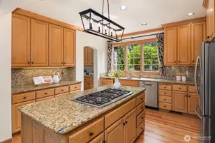 13905 212th Dr NE, Woodinville, WA 98077 - Photo 10